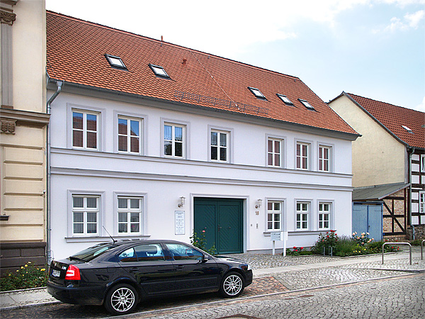 <b>Umbau Mehrfamilienhaus - Lückenbebauung - Altstadtsanierung</b><br />
Georg-Kurtze-Straße 18,<br />
15344 Strausberg